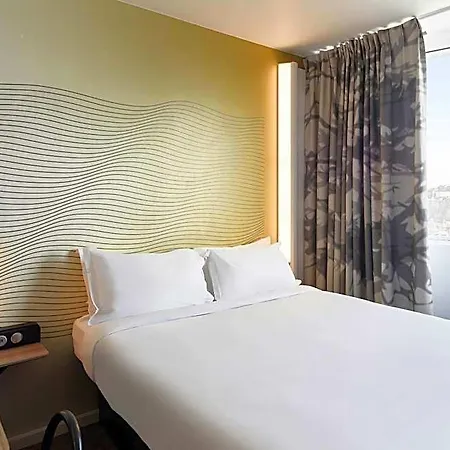 Hotel Gare Tgv 3*